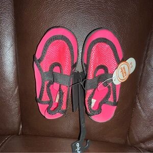 Wonder Nation Kids Pink and Black Water Shoes